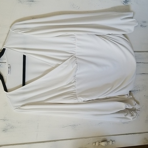 Express White Blouse sz, Lg - Picture 1 of 4
